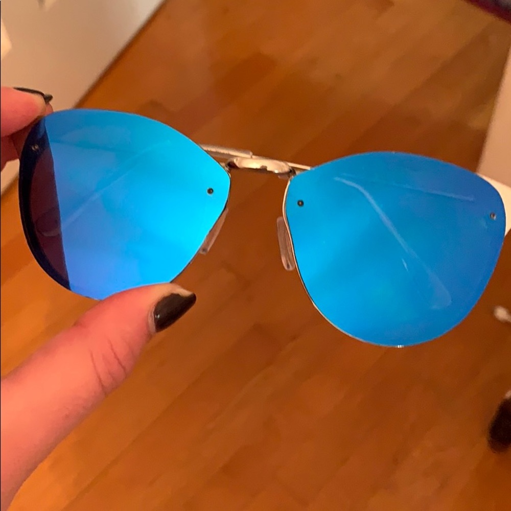 Steve Madden sunglasses